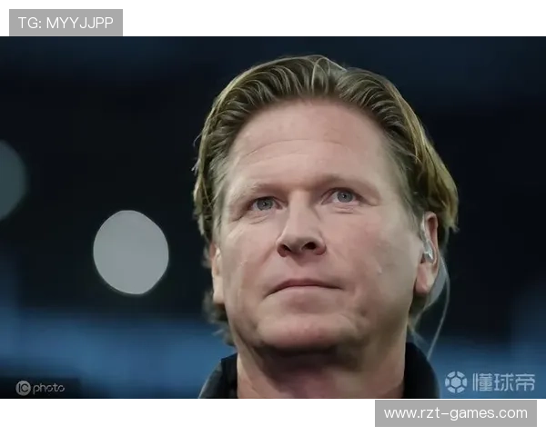 科隆主帅战术灵活,展现攻守兼备的全新风格 科隆主帅战术灵活,展现攻守兼备的全新风格